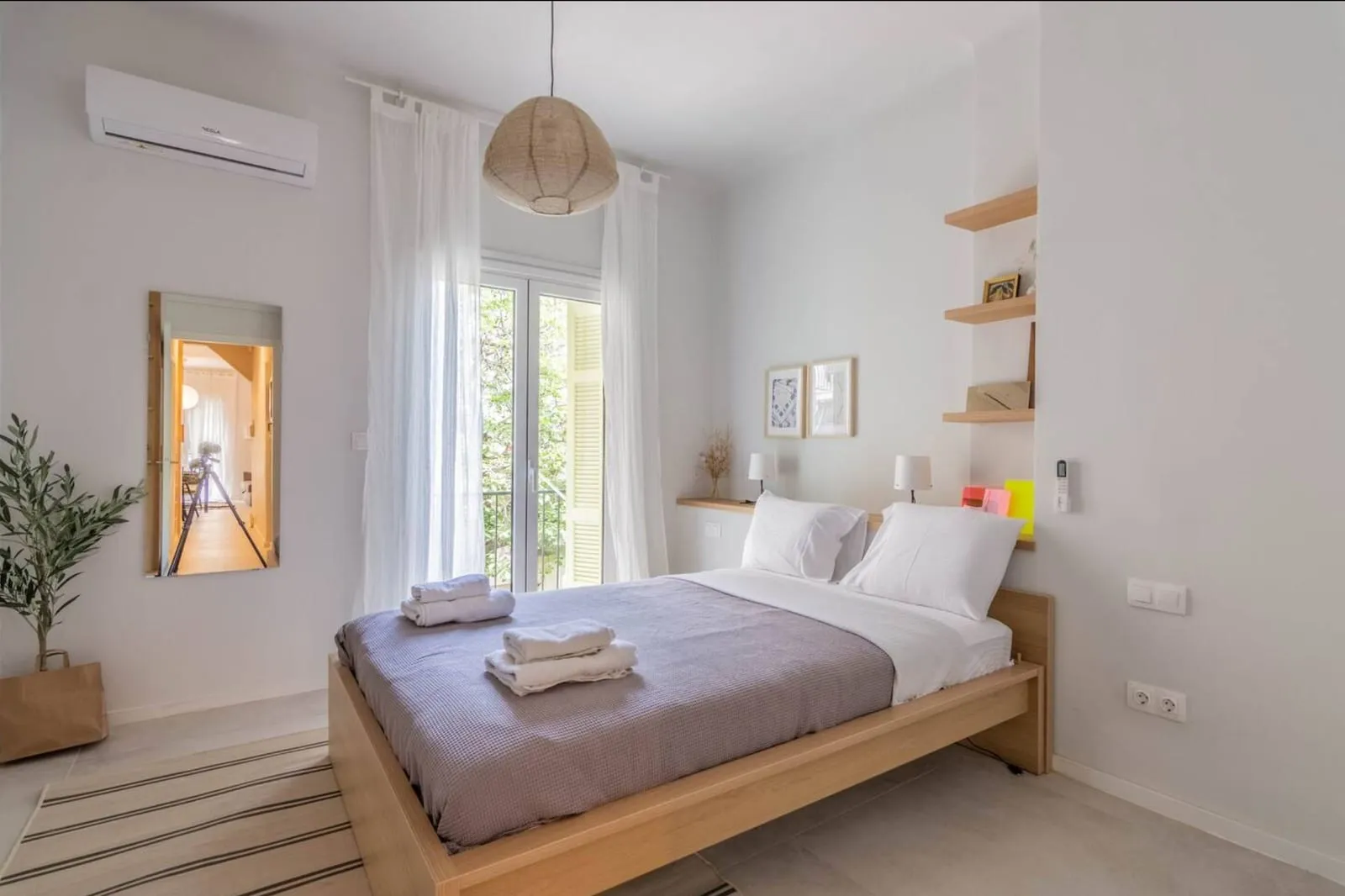 Example of student housing in Athens: bedroom