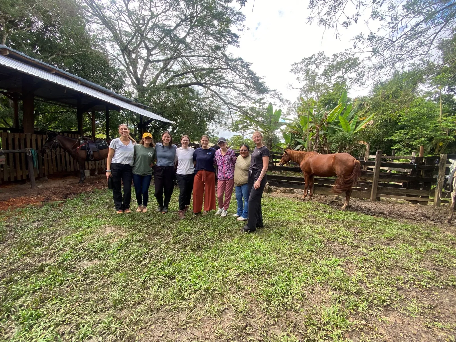 Student group with horses on a farm in Belize